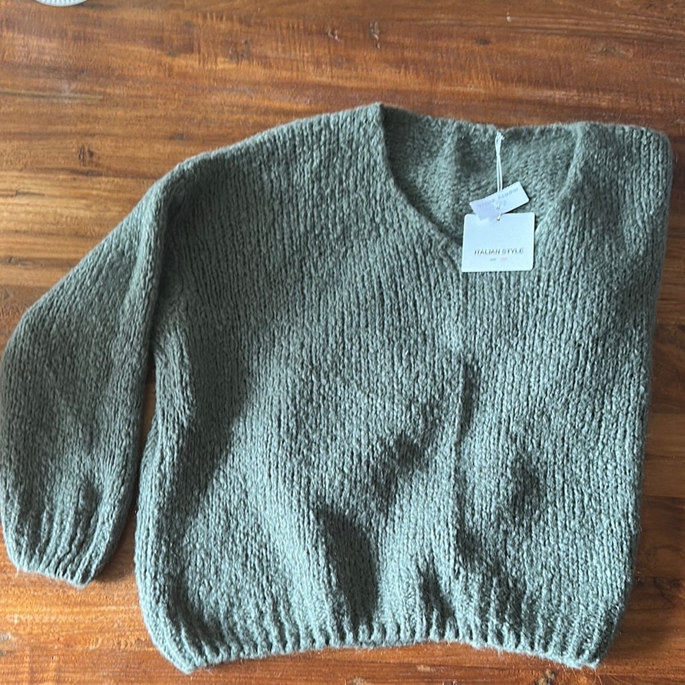 Women's Green Sweater